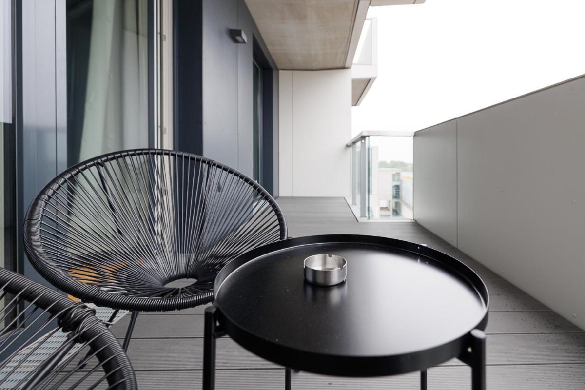Lovely Apartment In Marina Tower - 10Min To City Center Vienna Esterno foto